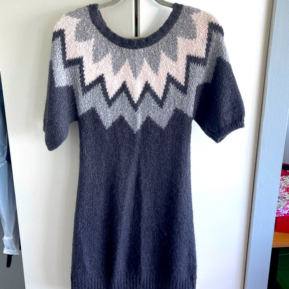 Round-neck Sweater Dress - Picture 2 of 4